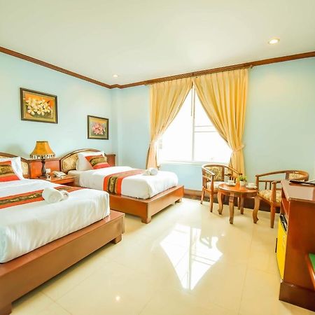 Soubandith Hotel Паксе Экстерьер фото
