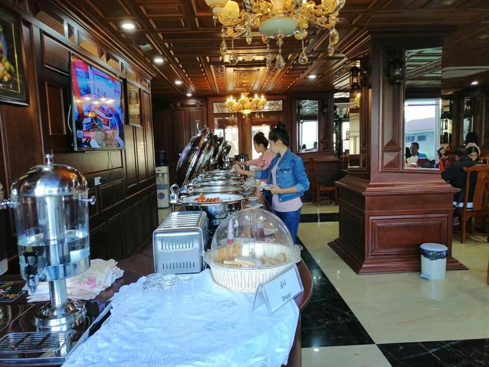 Soubandith Hotel Паксе Экстерьер фото