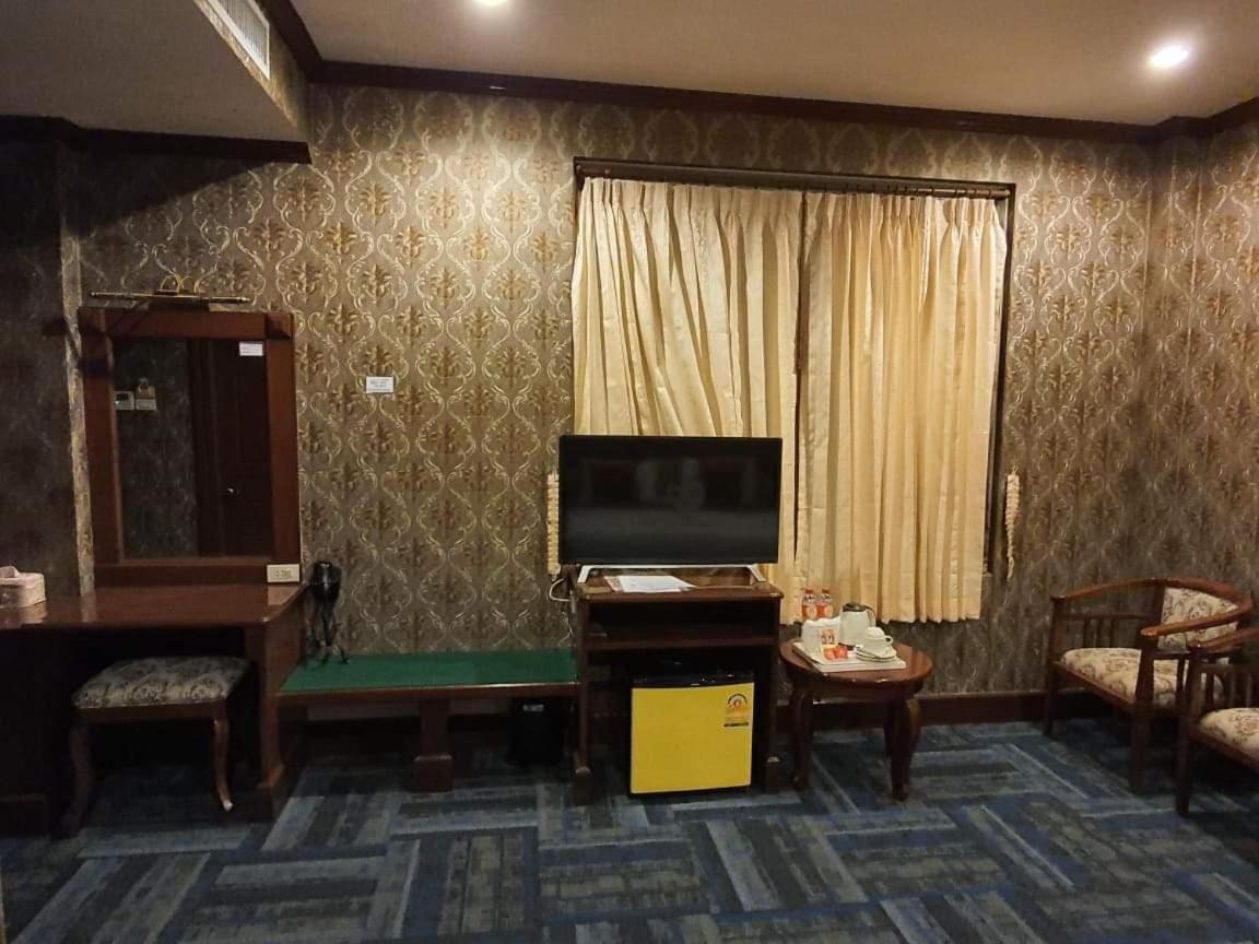Soubandith Hotel Паксе Экстерьер фото