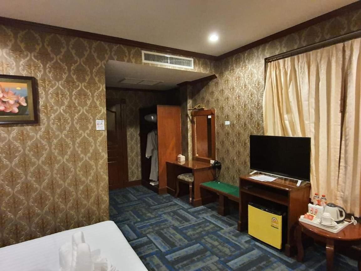 Soubandith Hotel Паксе Экстерьер фото