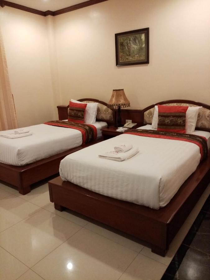 Soubandith Hotel Паксе Экстерьер фото