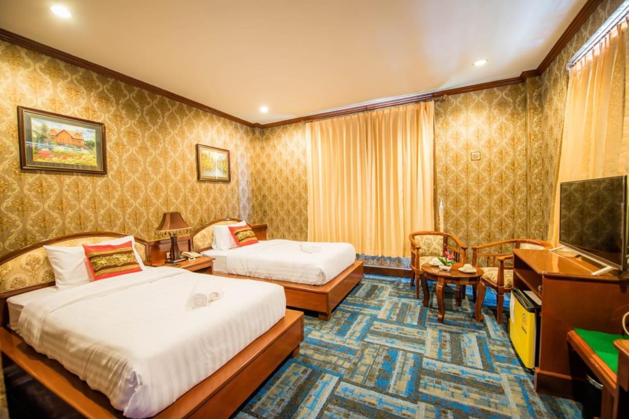 Soubandith Hotel Паксе Экстерьер фото