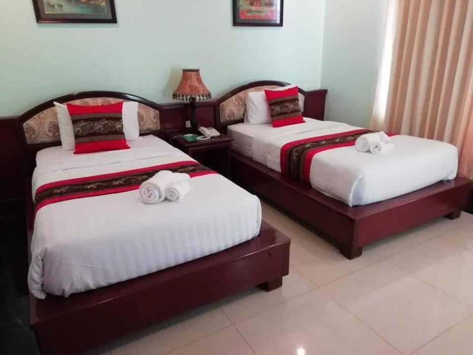 Soubandith Hotel Паксе Экстерьер фото